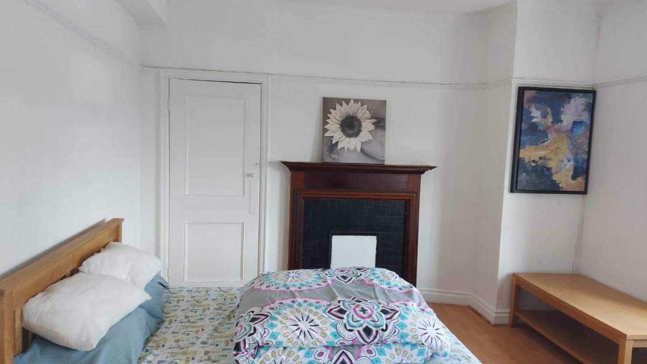 London Edgware Station Apartment Dış mekan fotoğraf