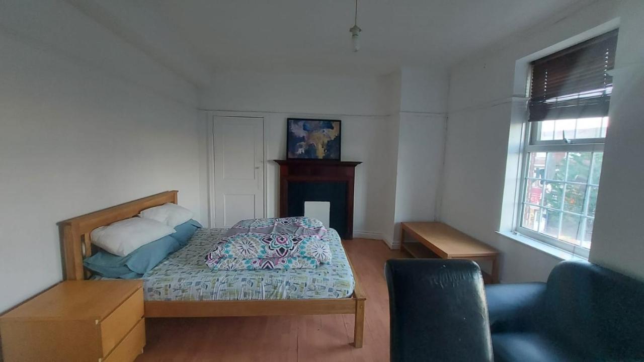 London Edgware Station Apartment Dış mekan fotoğraf