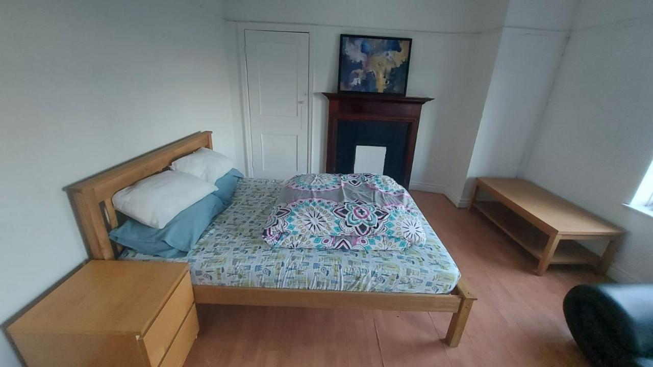 London Edgware Station Apartment Dış mekan fotoğraf