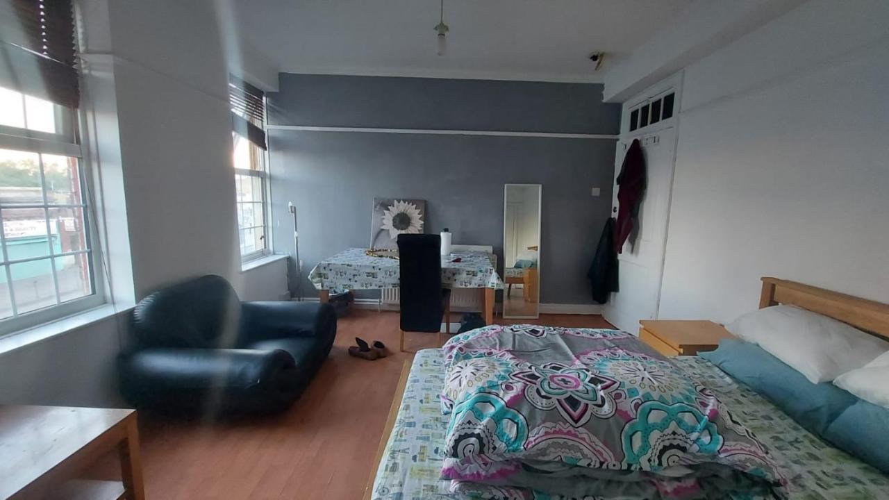 London Edgware Station Apartment Dış mekan fotoğraf