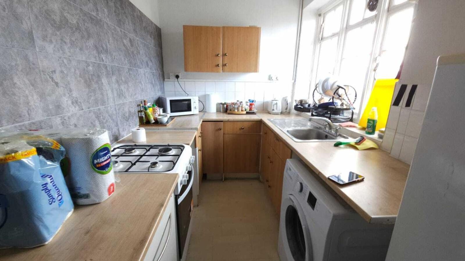 London Edgware Station Apartment Oda fotoğraf